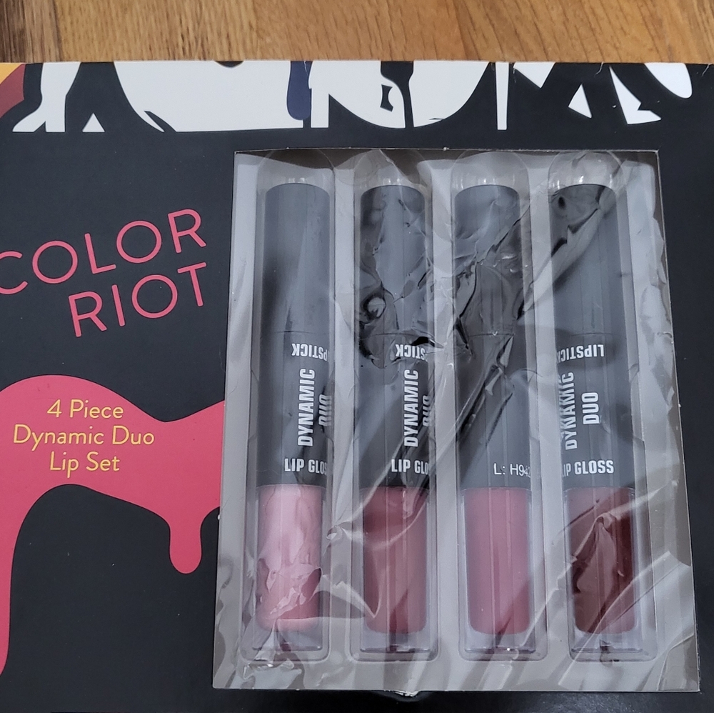 Color Riot Duo Lip Set - Picture 8 of 8